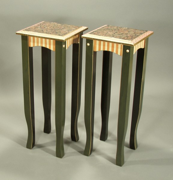 teatable30in12greenrose.jpg